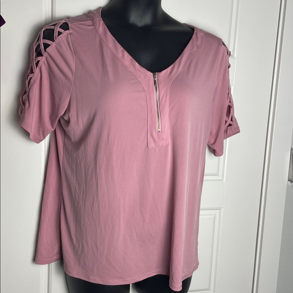 Pink Short Sleeve Zipper Front Top Size 1X